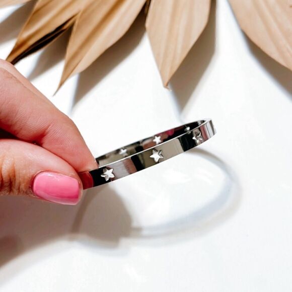 Silver star bangle S442 - Picture 2 of 3